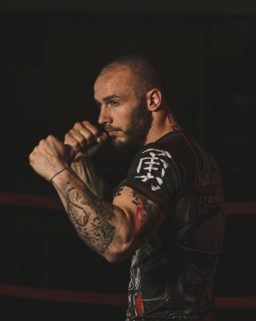 Mid Skin Fade with Warrior Cut / Modern Crew