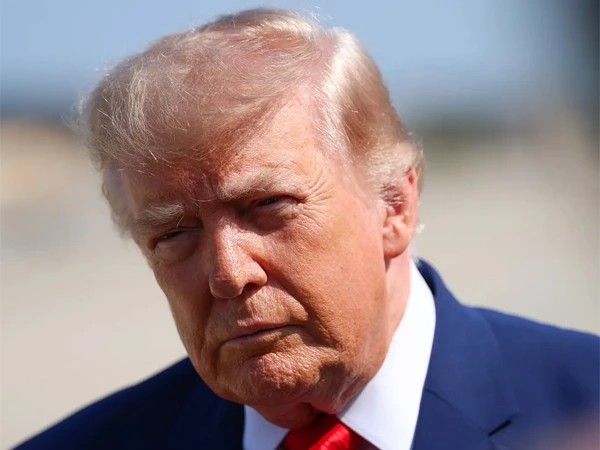 Trump Warns of Major Military Operation if Iran Talks Fail
